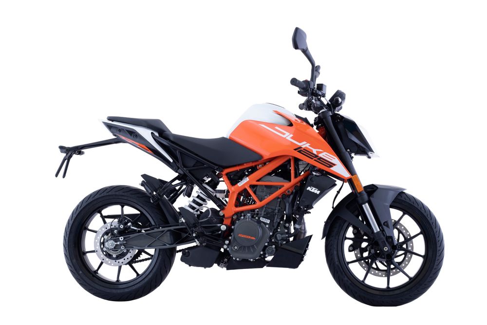 KTM LAUNCHES THE ALL NEW MY21 KTM 125 DUKE